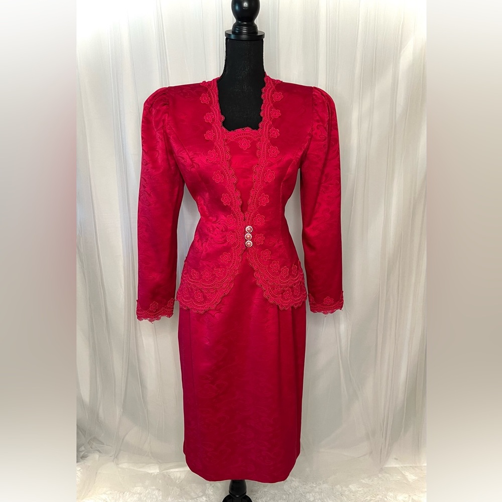 Vintage 80’s In The Mood Fuscia Damask Suit; sz. 8 Dynasty Designing Women